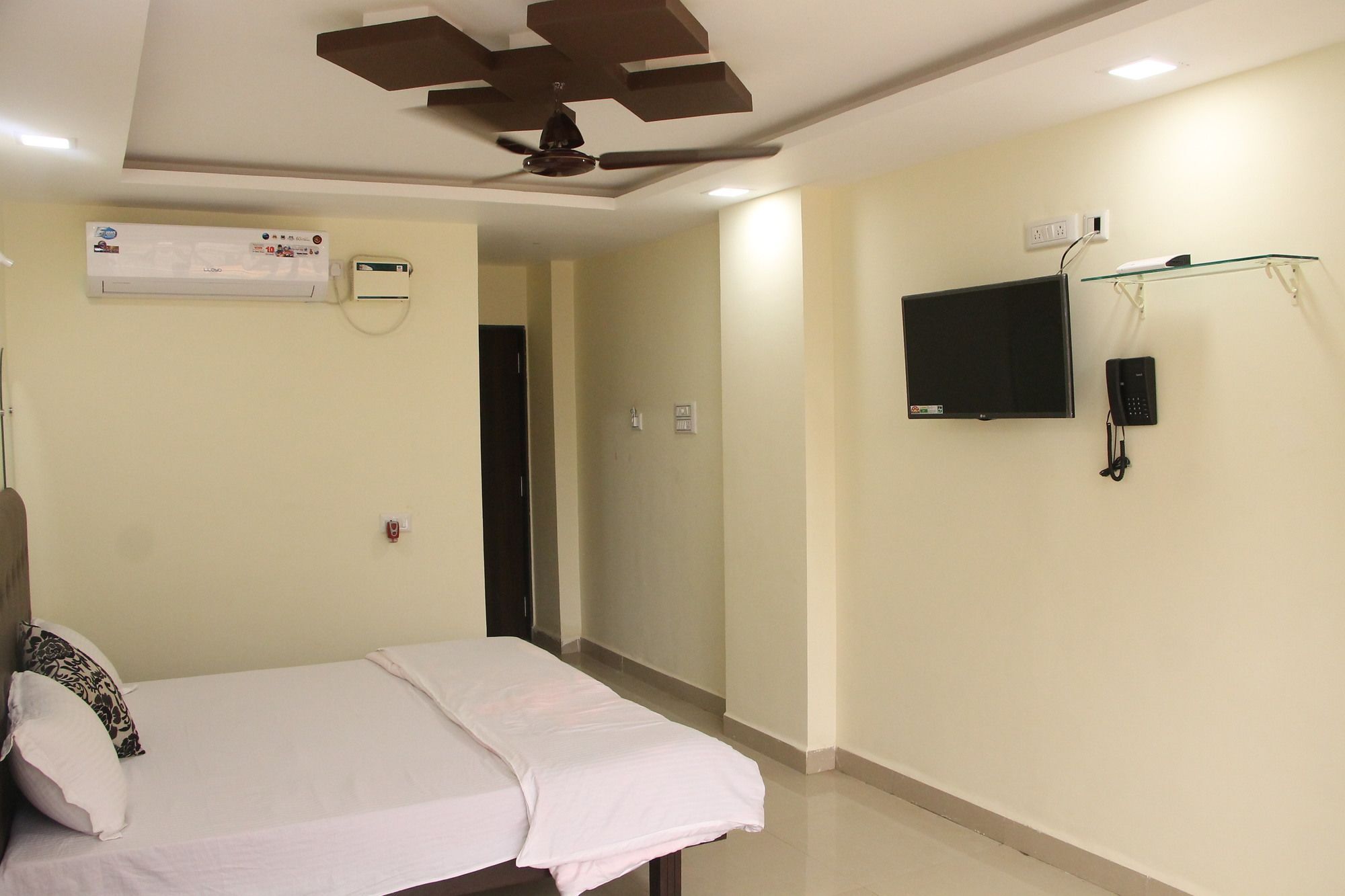 Swaraj The Goan Dream Otel Calangute Dış mekan fotoğraf